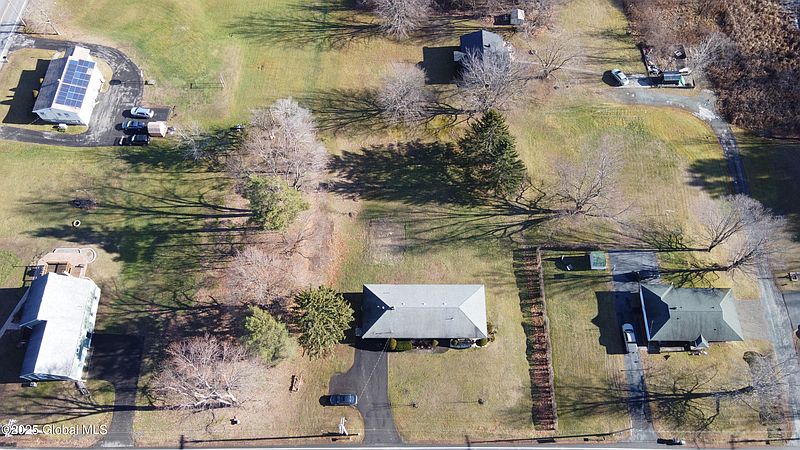 5th image of 450 Moonlawn Road