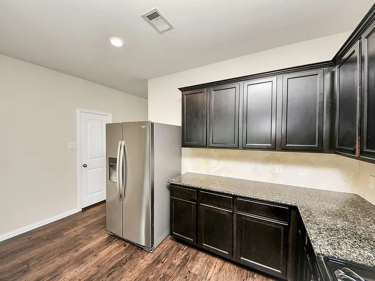 1437 Northwood Springs Dr — Photo 10