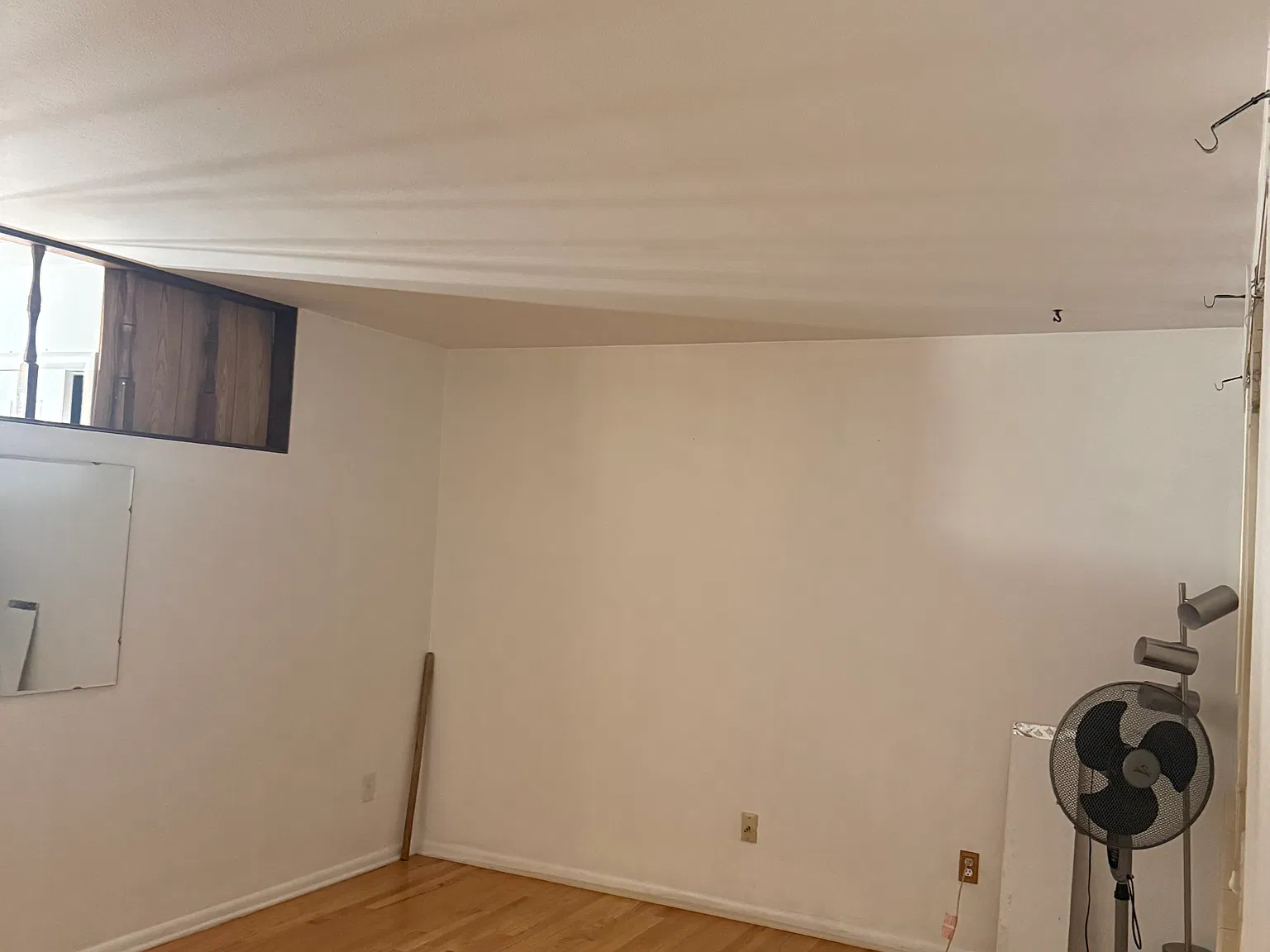5 bed, 1950 sqft, $3,000 — Photo 4