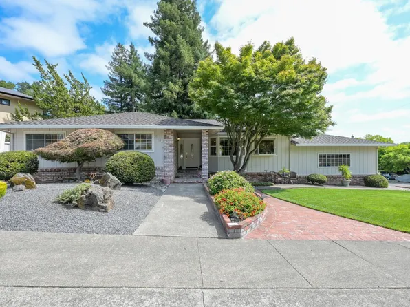 2040 Parrish Drive, Santa Rosa, CA 95404