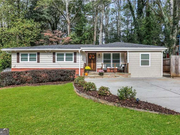 3038 Flamingo Dr, Decatur, GA 30033