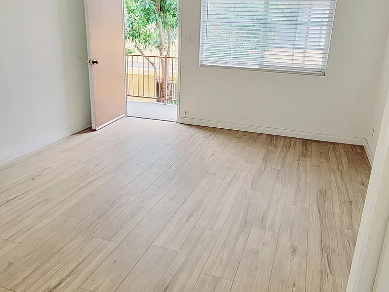 4045 Slauson Ave #21 — Photo 3