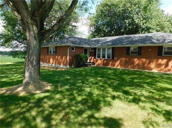 4226 Newburg Rd, Bethlehem, PA 18020