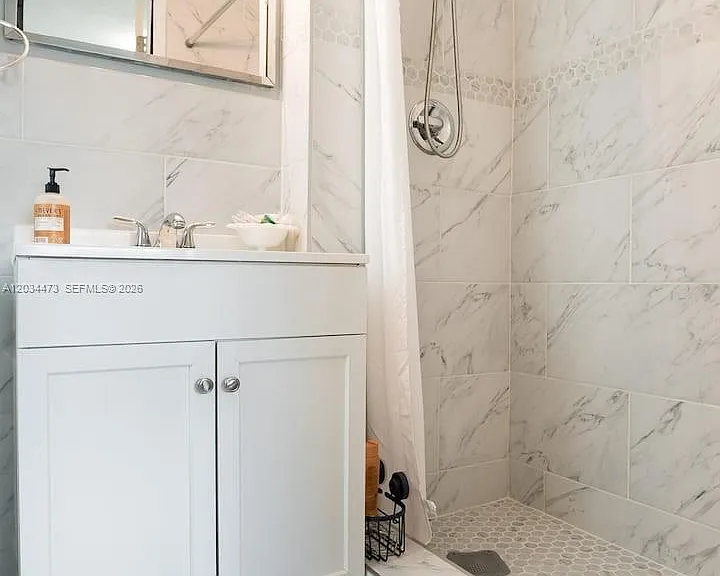 12115 NE Miami Ct — Photo 15