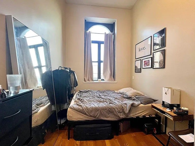 53 S 11th St #6A — Photo 9