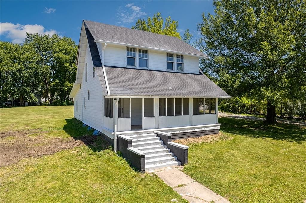 304 W 1st St, Braymer, MO 64624 MLS 2468385 Zillow