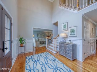 8760 Carriage House Way, Knoxville, TN 37923