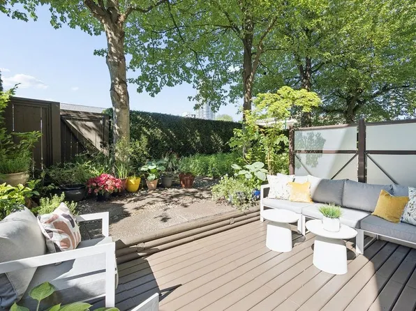 2775 Fir St #1B, Vancouver, BC V6J 3C2