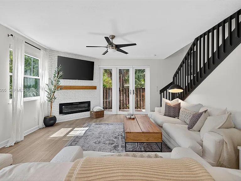 1214 W Las Olas Blvd — Photo 9