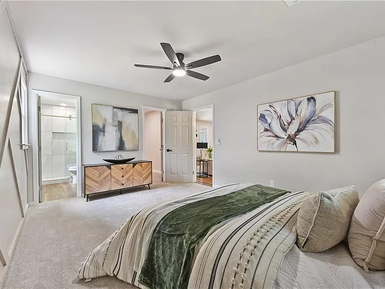 4246 Nora Ln — Photo 4