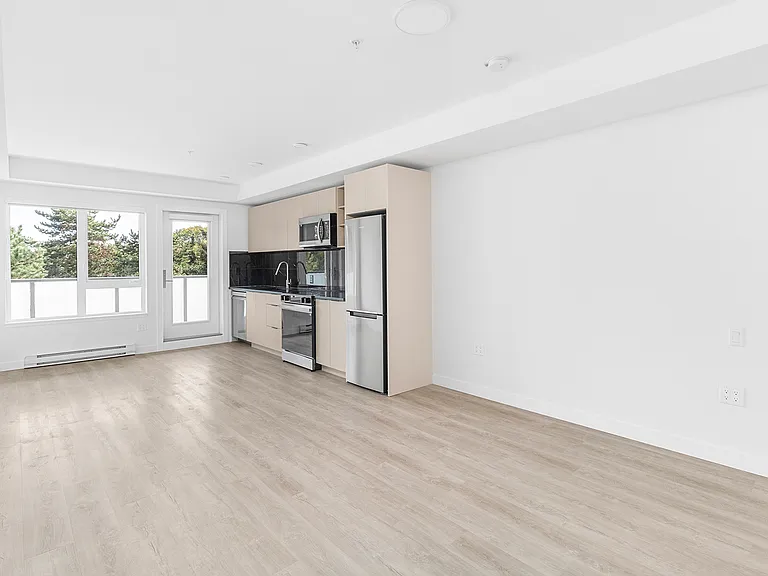1717 E 13th Ave — Photo 24