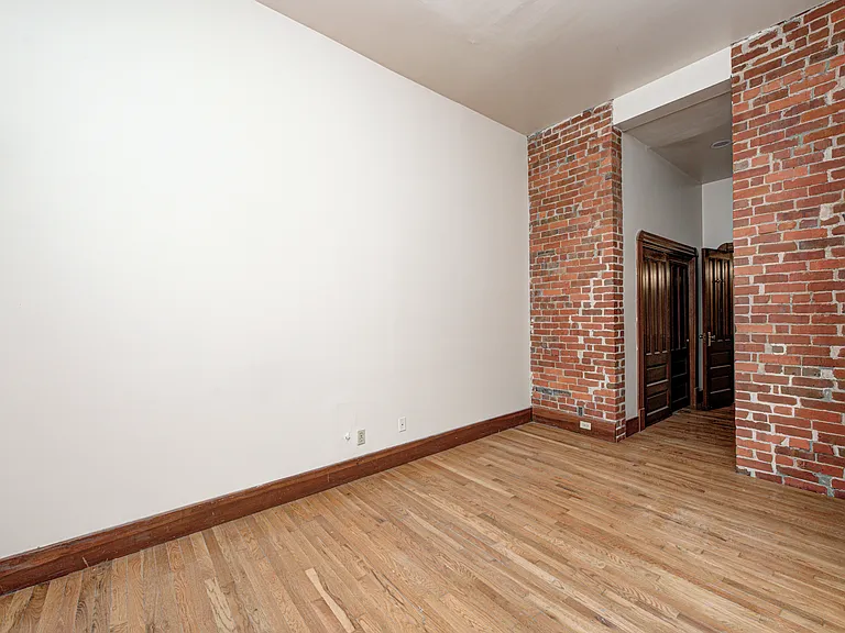 315 N Senate Ave #D — Photo 16