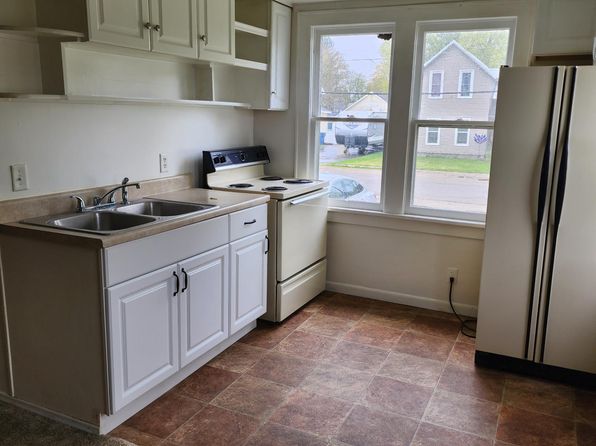 101 Cottage St #2