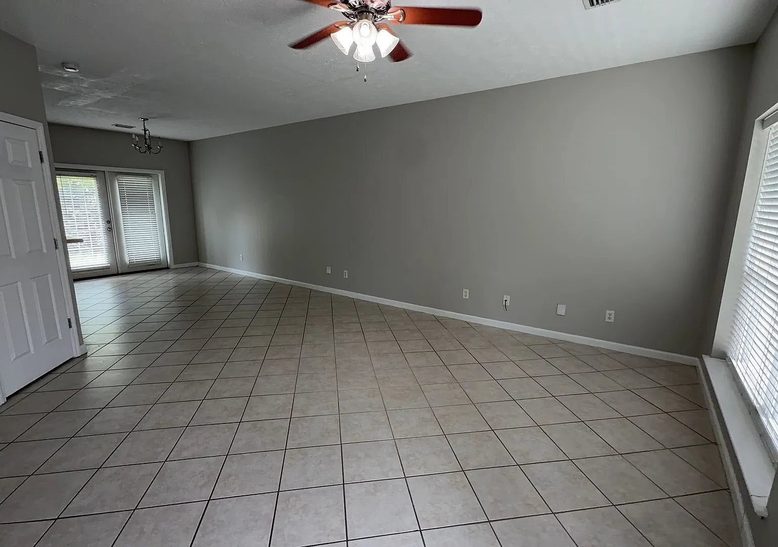 2607 Willow Brook Drive — Photo 3