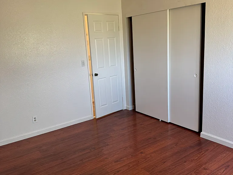 3007 Pat Ave #4 — Photo 8