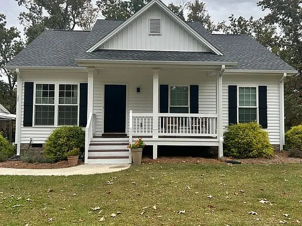 108 Bayview Dr, Ninety Six, SC 29666