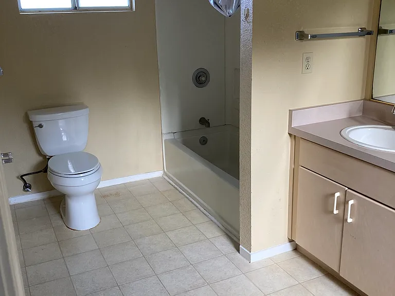 117 Coloma St — Photo 11