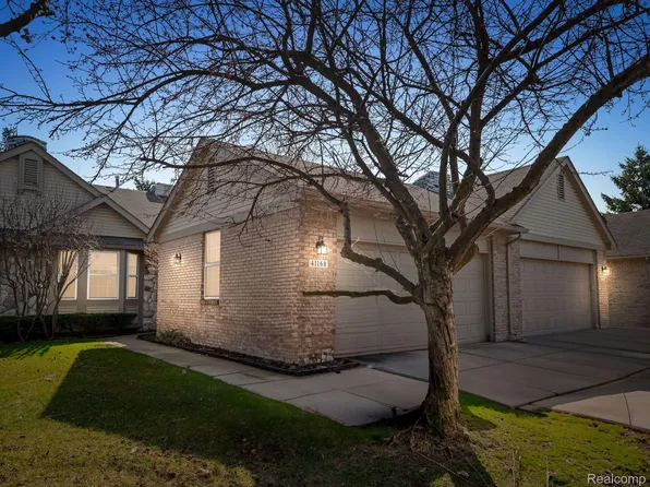 41168 Bermuda Dr, Sterling Heights, MI 48314