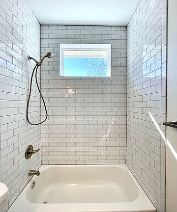 5th image of 1115 Nolan St #2200