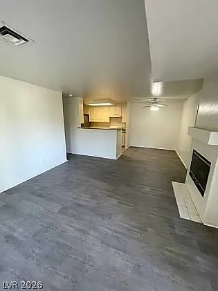 4865 S Torrey Pines Dr #106 — Photo 8