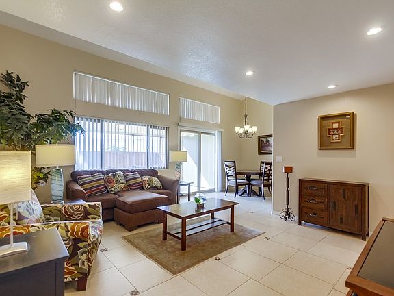 5th image of 7318 Tooma St #250