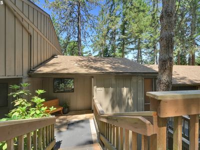 103 Treehill Loop, Eugene, OR, 97405