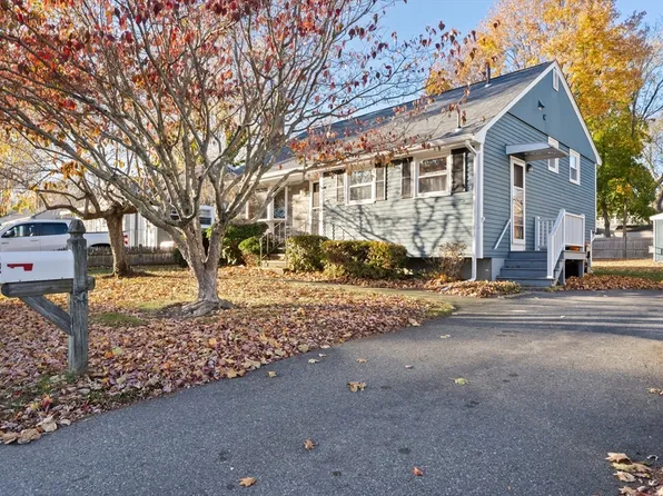 32 Pratt St, Brockton, MA 02302