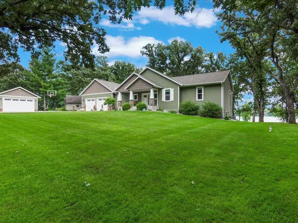 40059 Sauk Hills Cir, Sauk Centre, MN 56378