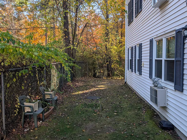 33 Garden Rd #B4 — Photo 16