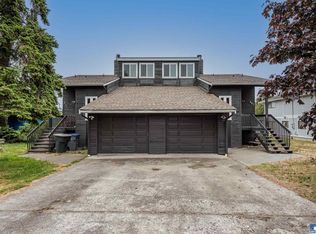 807 & 811 W 11th St, Pt Angeles, WA