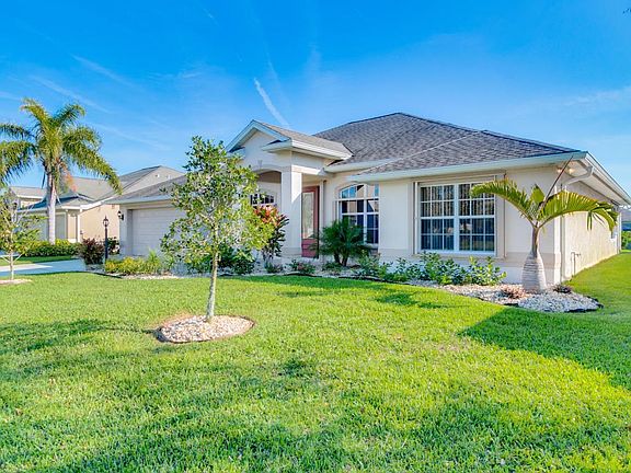 2092 Woodfield Circle-4