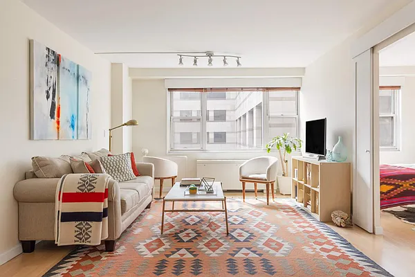 165 West 66th Street #7Y in Lincoln Square, Manhattan