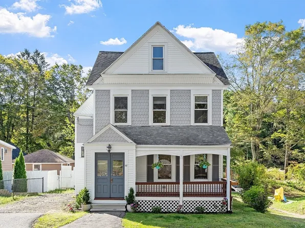 58 Nelson St, Warren, MA 01083