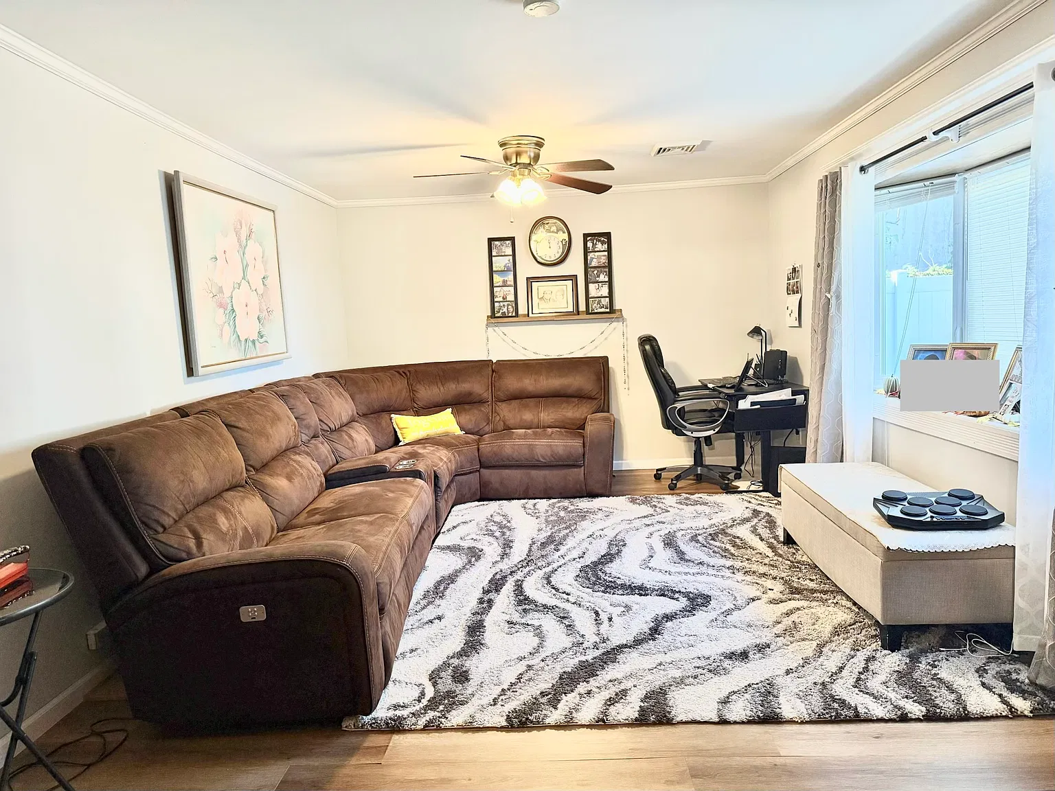 3 bed, 1287 sqft, $3,400 — Photo 4
