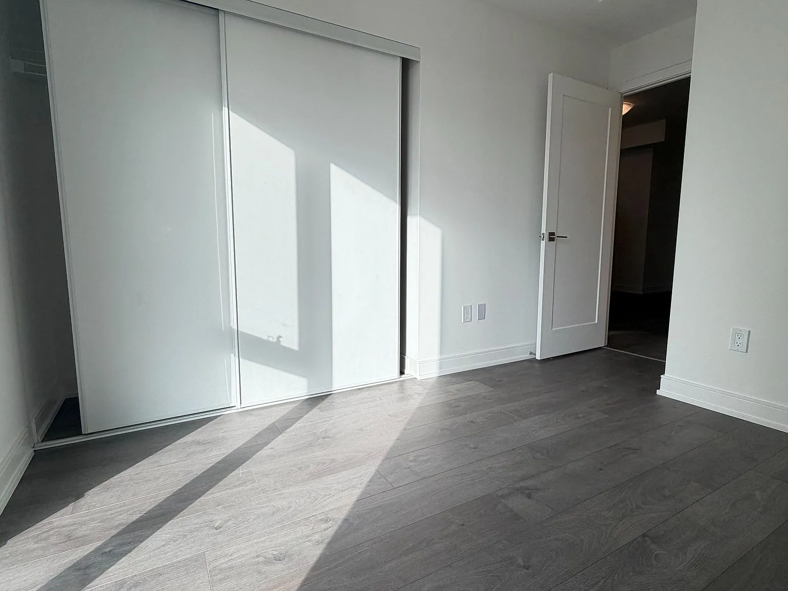1 bed, $2,200 — Photo 4