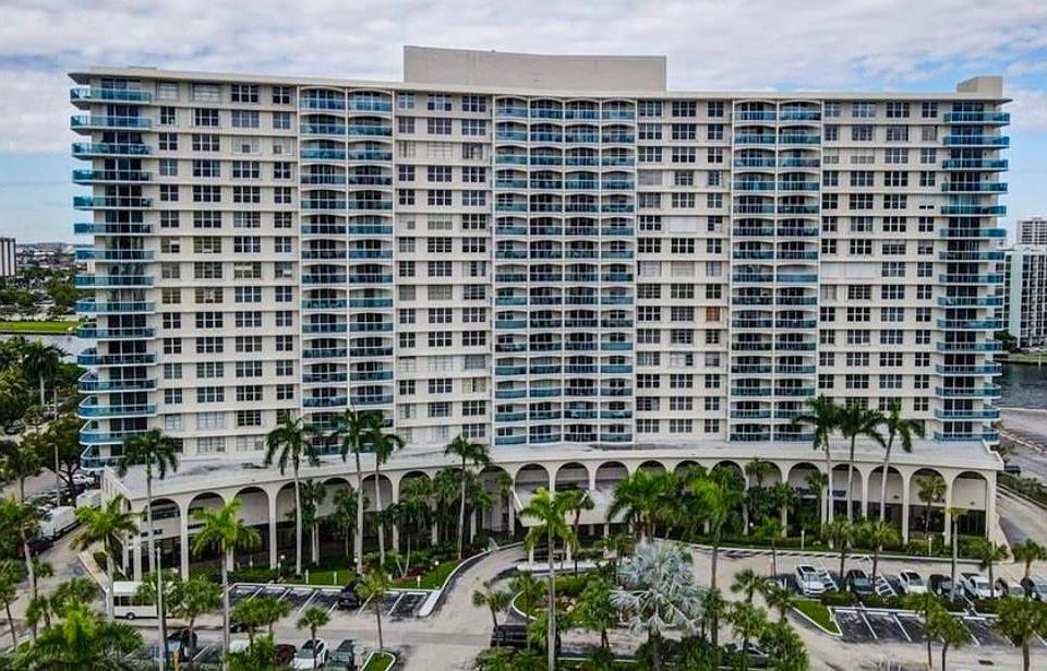 1st image of 3800 S Ocean Dr APT 1719