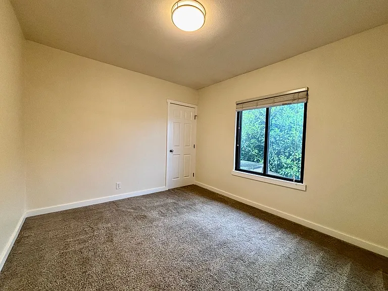 2018 Ln Montgomery — Photo 9