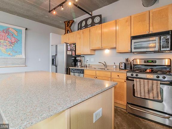 5th image of 710 N 4th St #W300