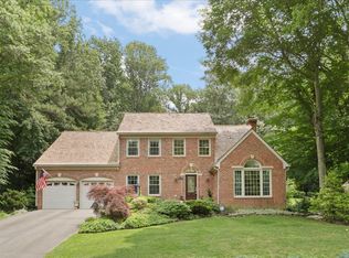 6805 Spout Ln, Fairfax Station, VA 22039