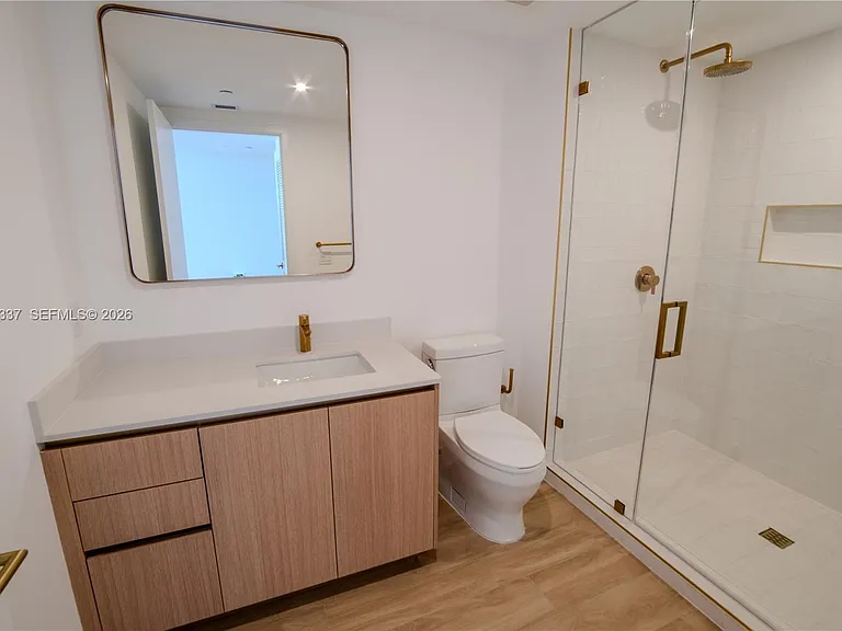90 NE 32nd St #824 — Photo 2