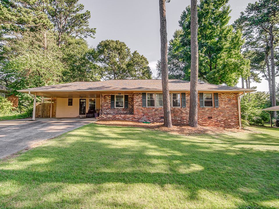 1st image of 2373 Clearwater Dr SE