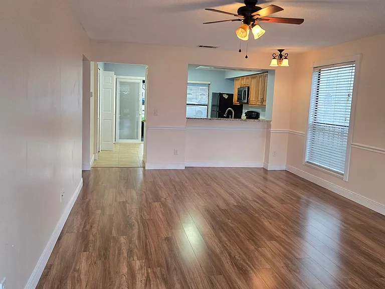 600 Casa Park Ct — Photo 2