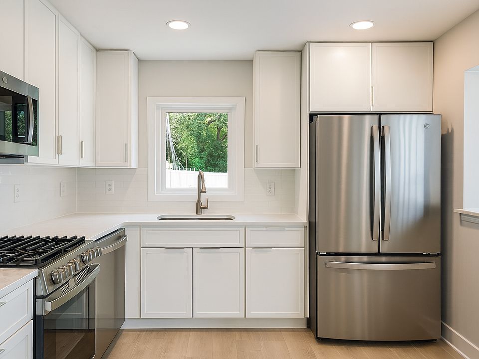 1st image of 645 Ocean Ave