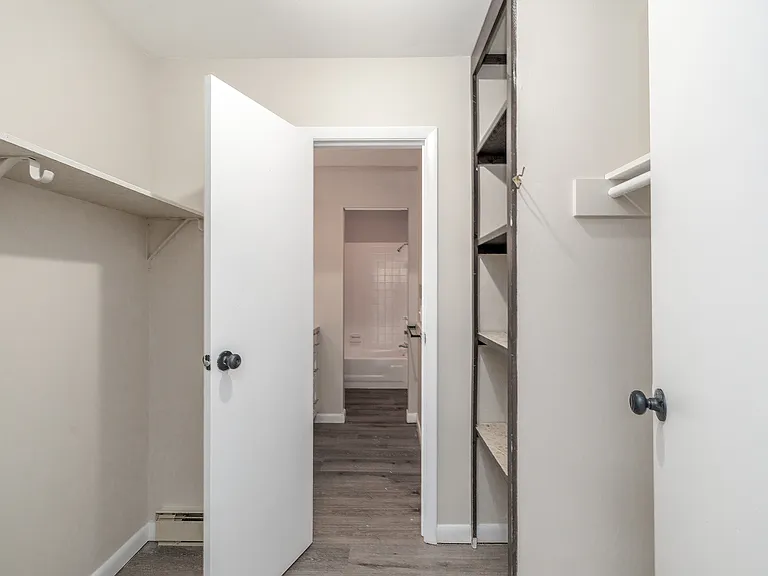 Hartford Mills Apartments — Photo 19