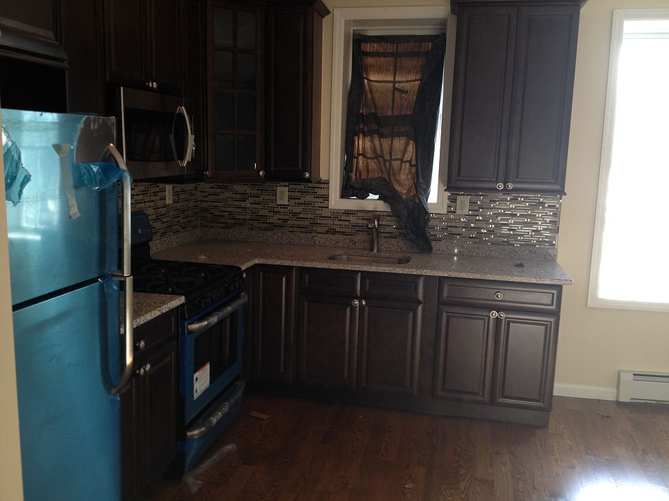1st image of 21102 99th Ave