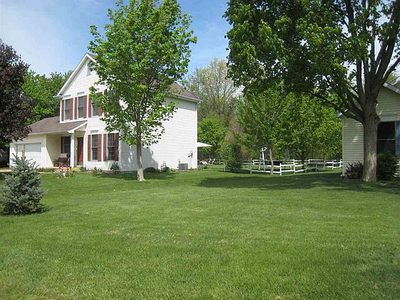 2nd image of 22769 Arbor Pointe Dr