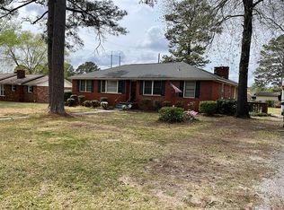 200 Shady Ln, Cayce, SC 29033