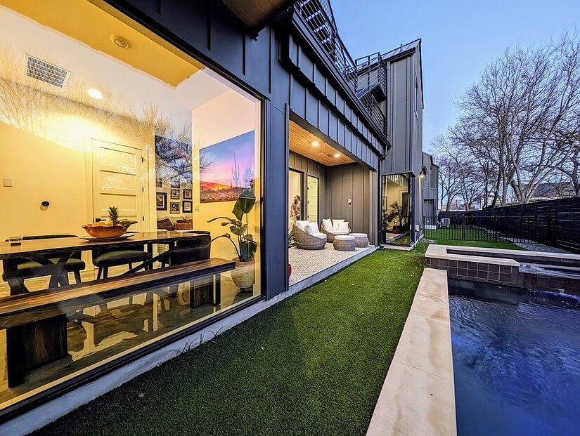Patio and plunge pool