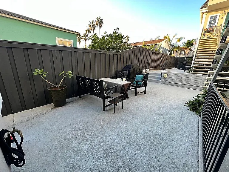 839 Sapphire St #2 — Photo 17
