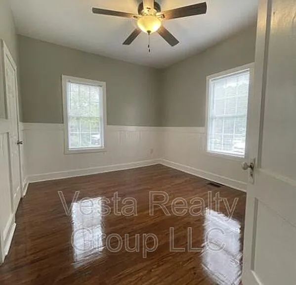 7 Emory St — Photo 4